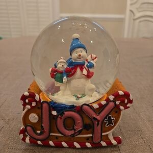 Gingerbread Musical Water Ball